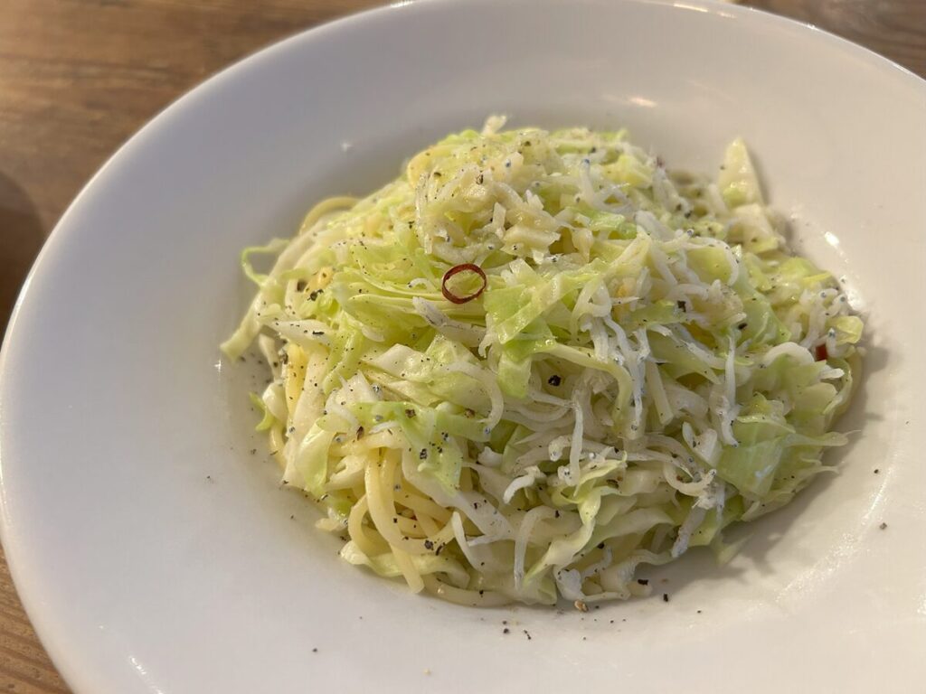 キャベツとしらすのペペロンチーノ