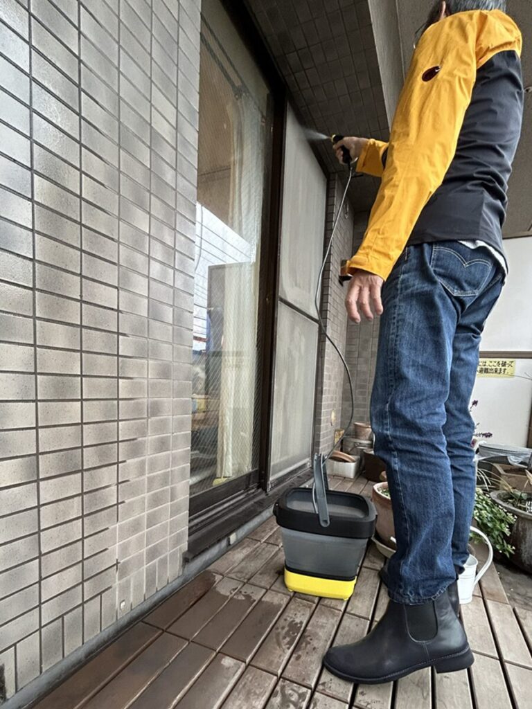 ケルヒャーマルチクリーナー掃除の様子