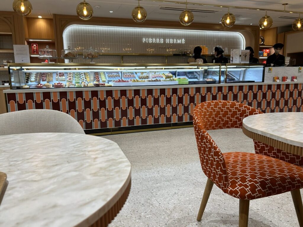 ピエールエルメ 店内