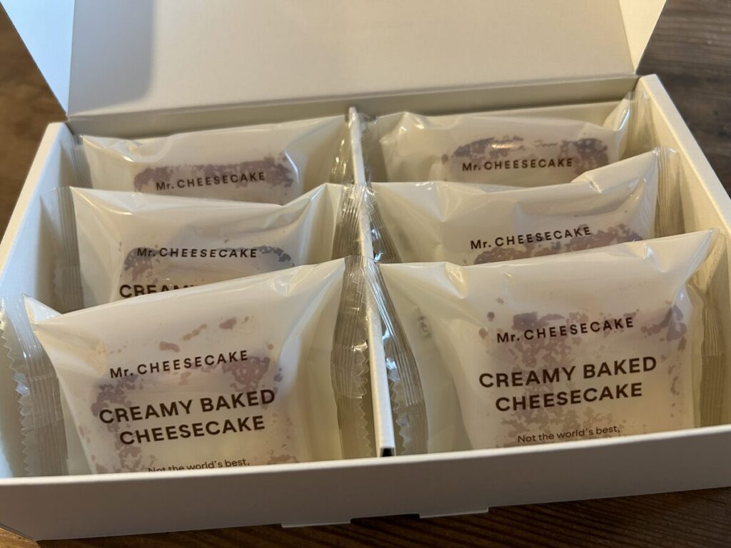 CREAMY BAKED CHEESECAKEパッケージ