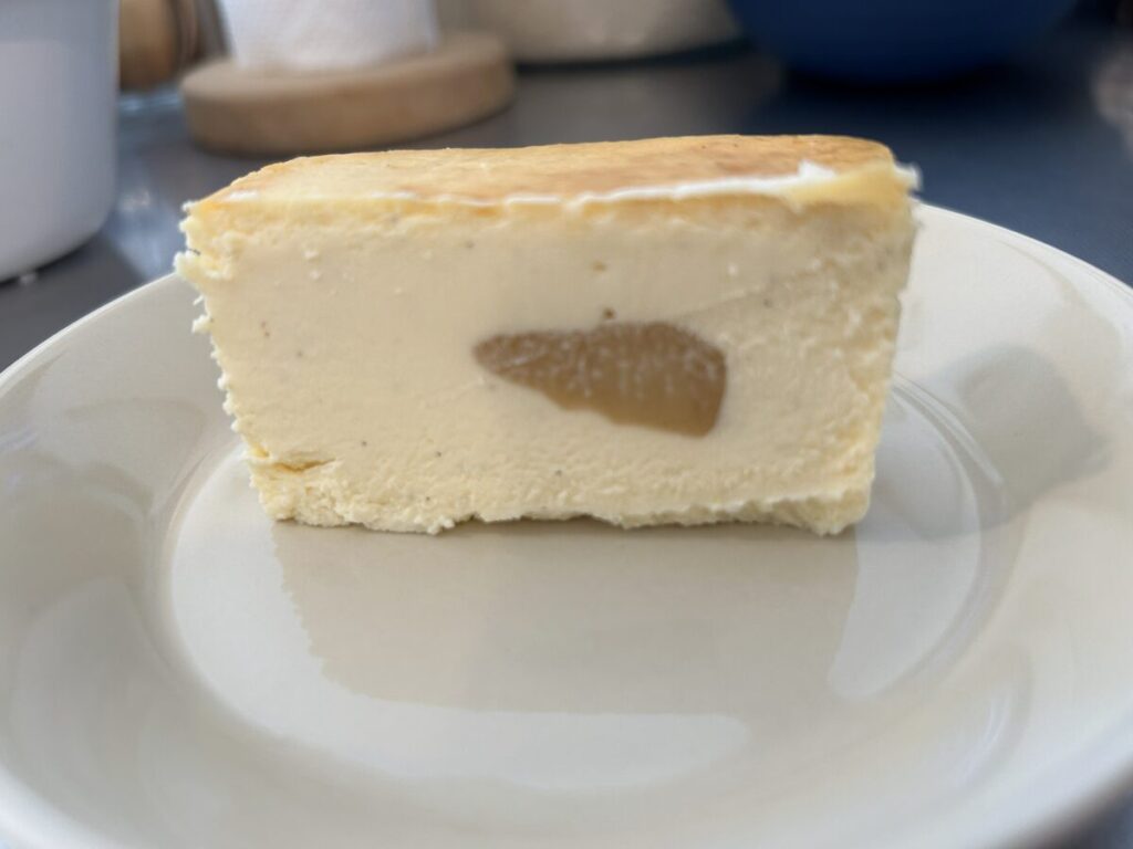 Mr. CHEESECAKE Vanilla Pearカット