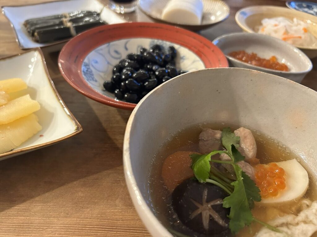 お雑煮とおせち