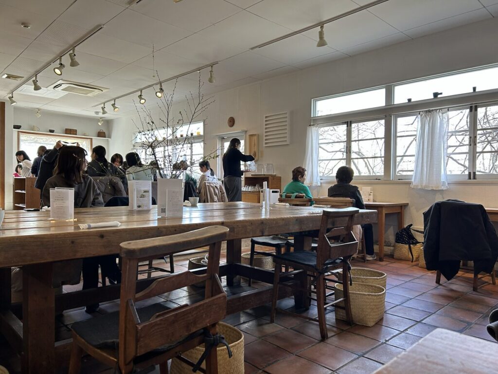 くるみの木 カフェ内観