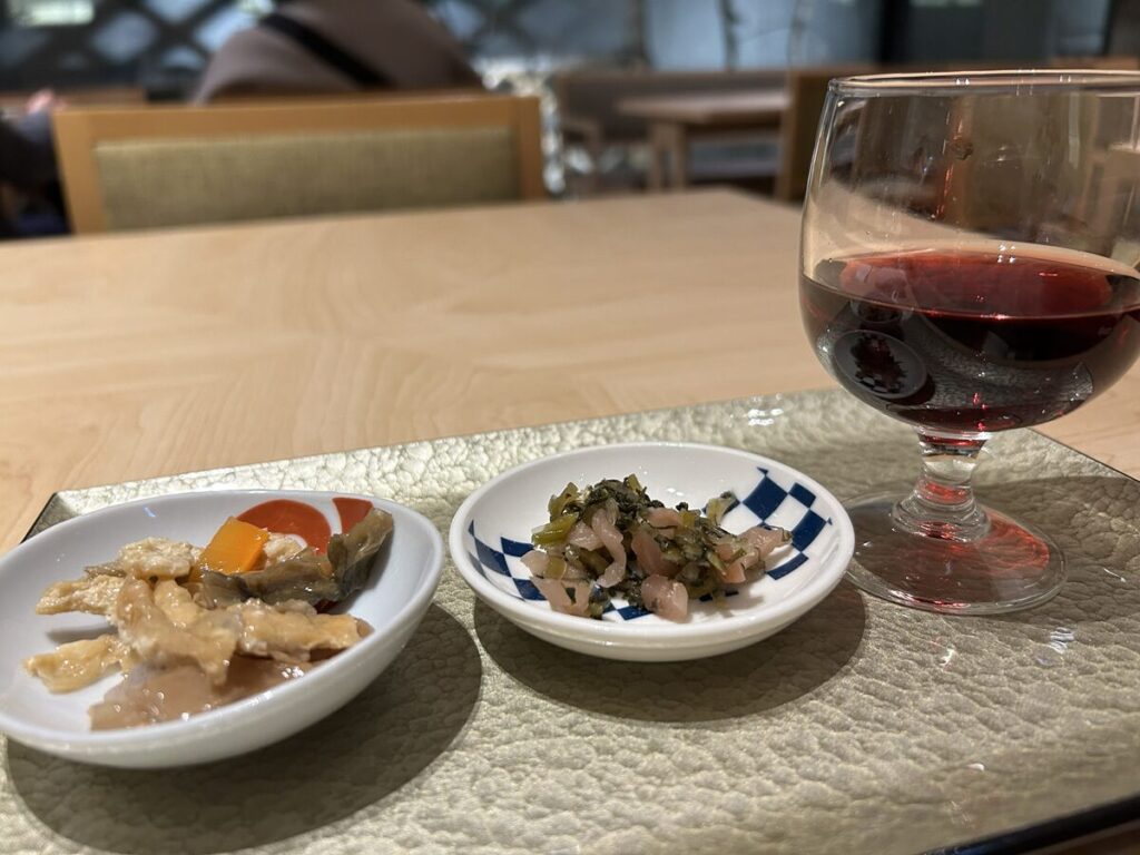 ホテルラウンジ