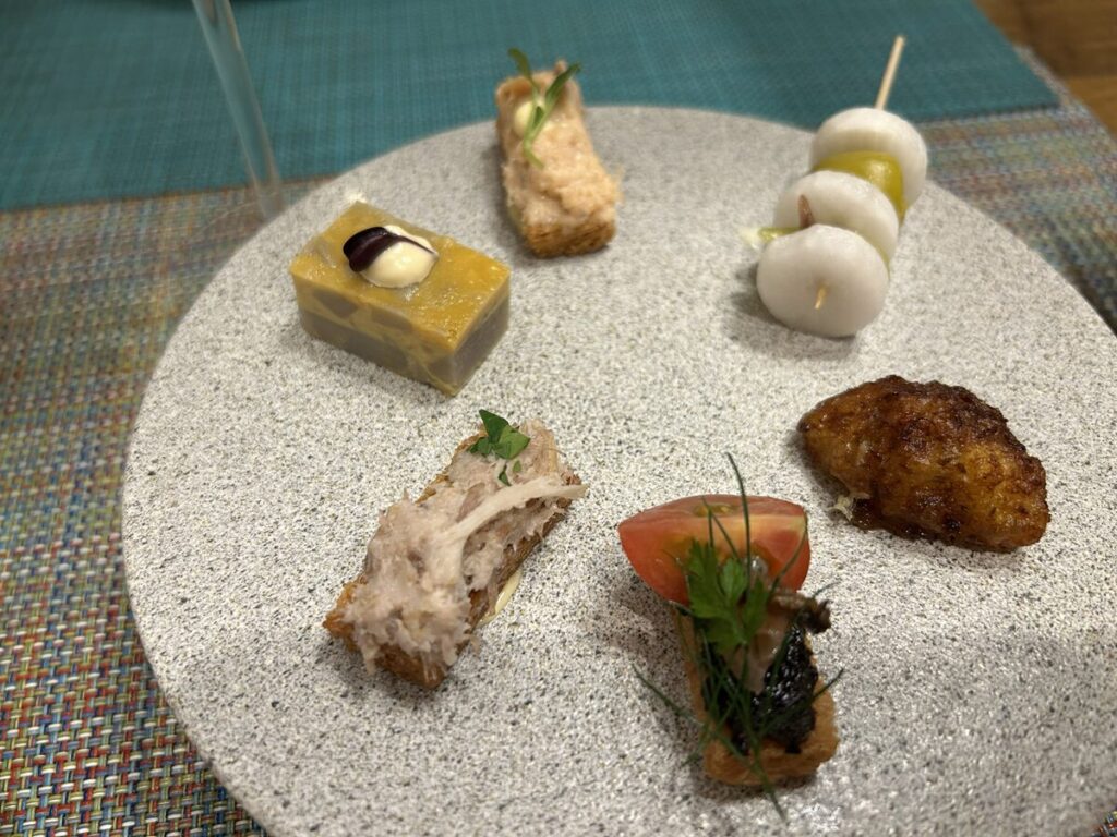 ピンチョス盛り合わせ