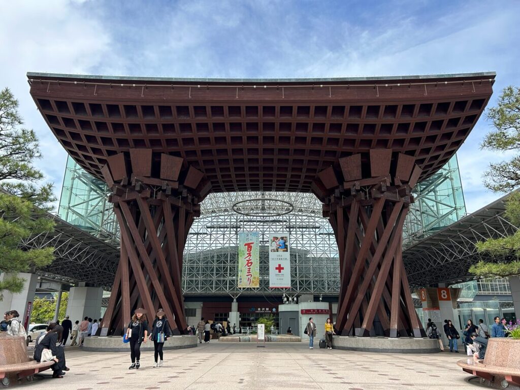 金沢駅