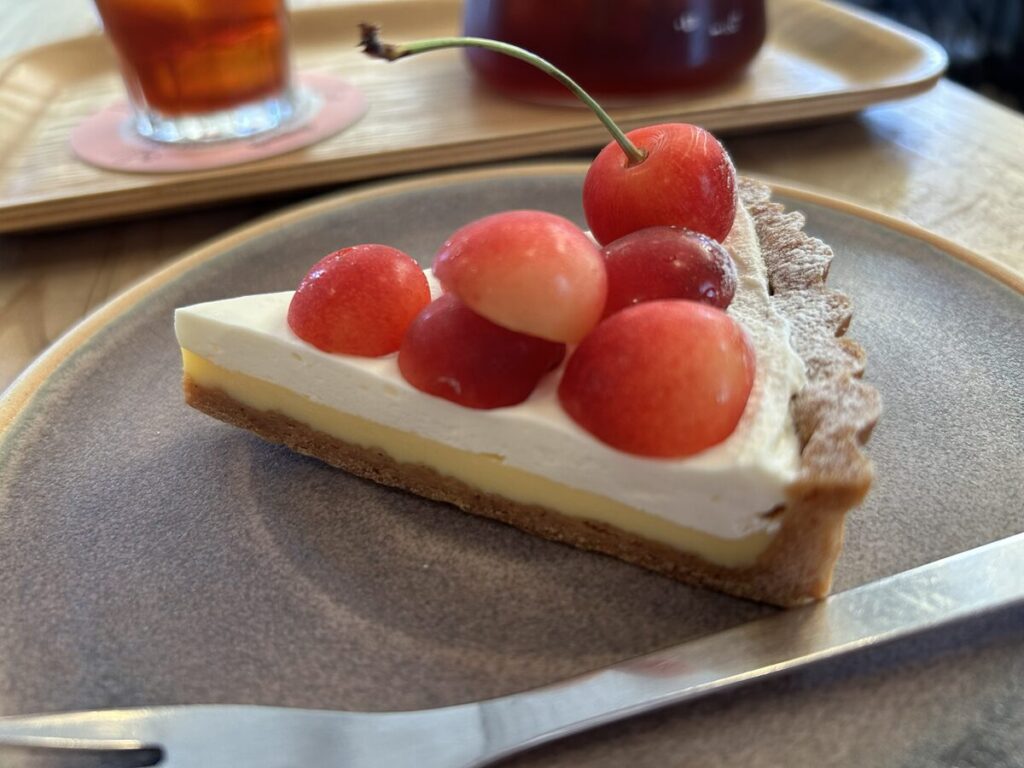 さくらんぼのタルト