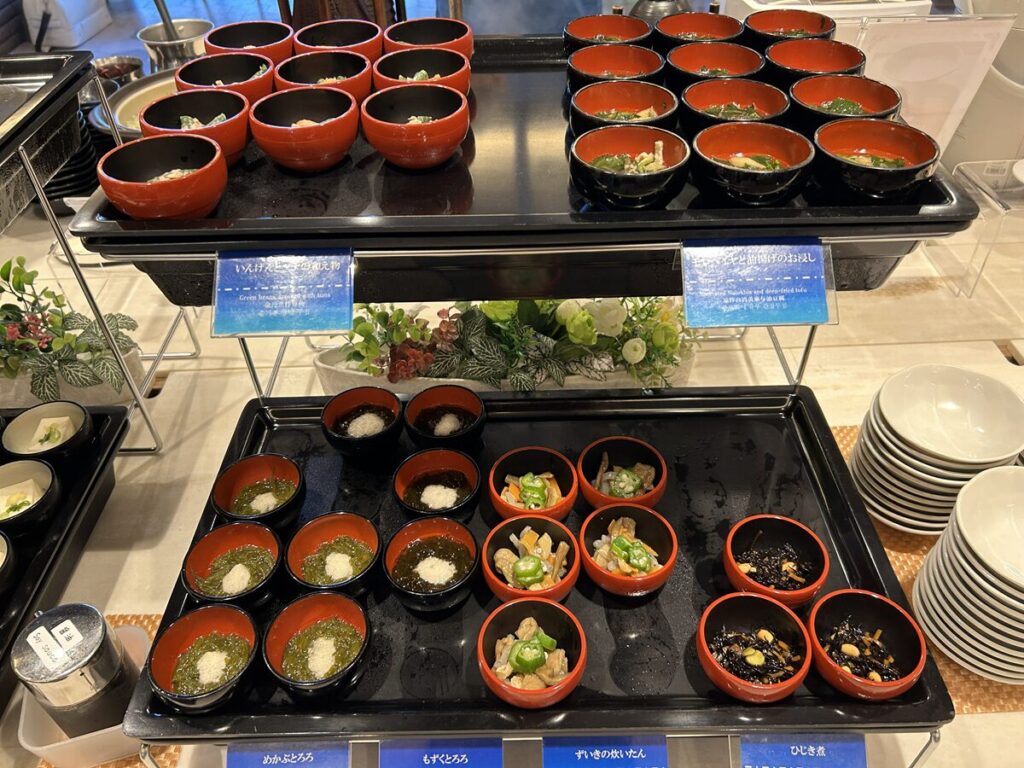ホテル朝食 小鉢
