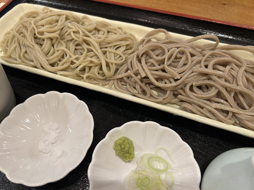 二色そば